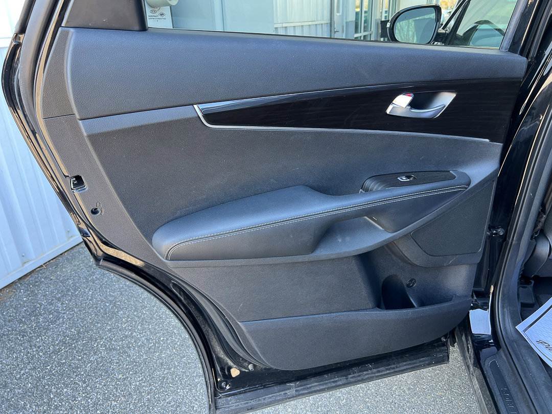 Used 2020 Kia Sorento LX w/ LX I4 Convenience Package image 26