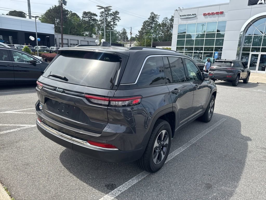 Used 2023 Jeep Grand Cherokee 4WD 4xe image 9