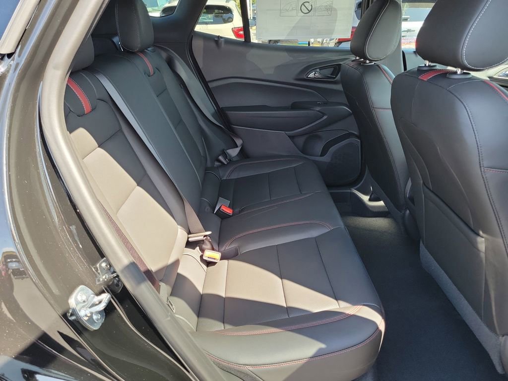 New 2026 Chevrolet Trax RS w/ Driver Confidence Package FWD image 17