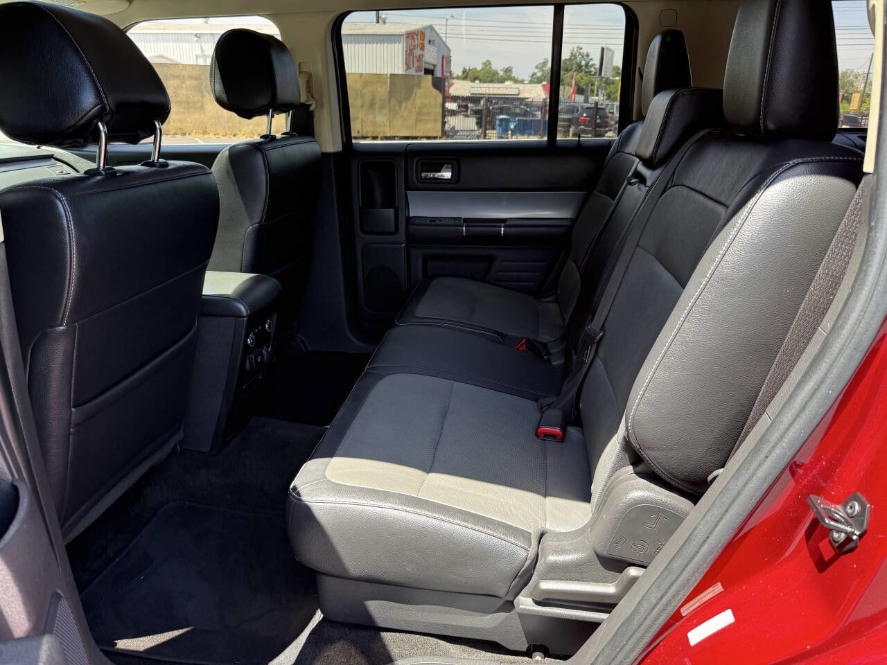 Used 2014 Ford Flex SEL w/ Equipment Group 202A FWD image 18