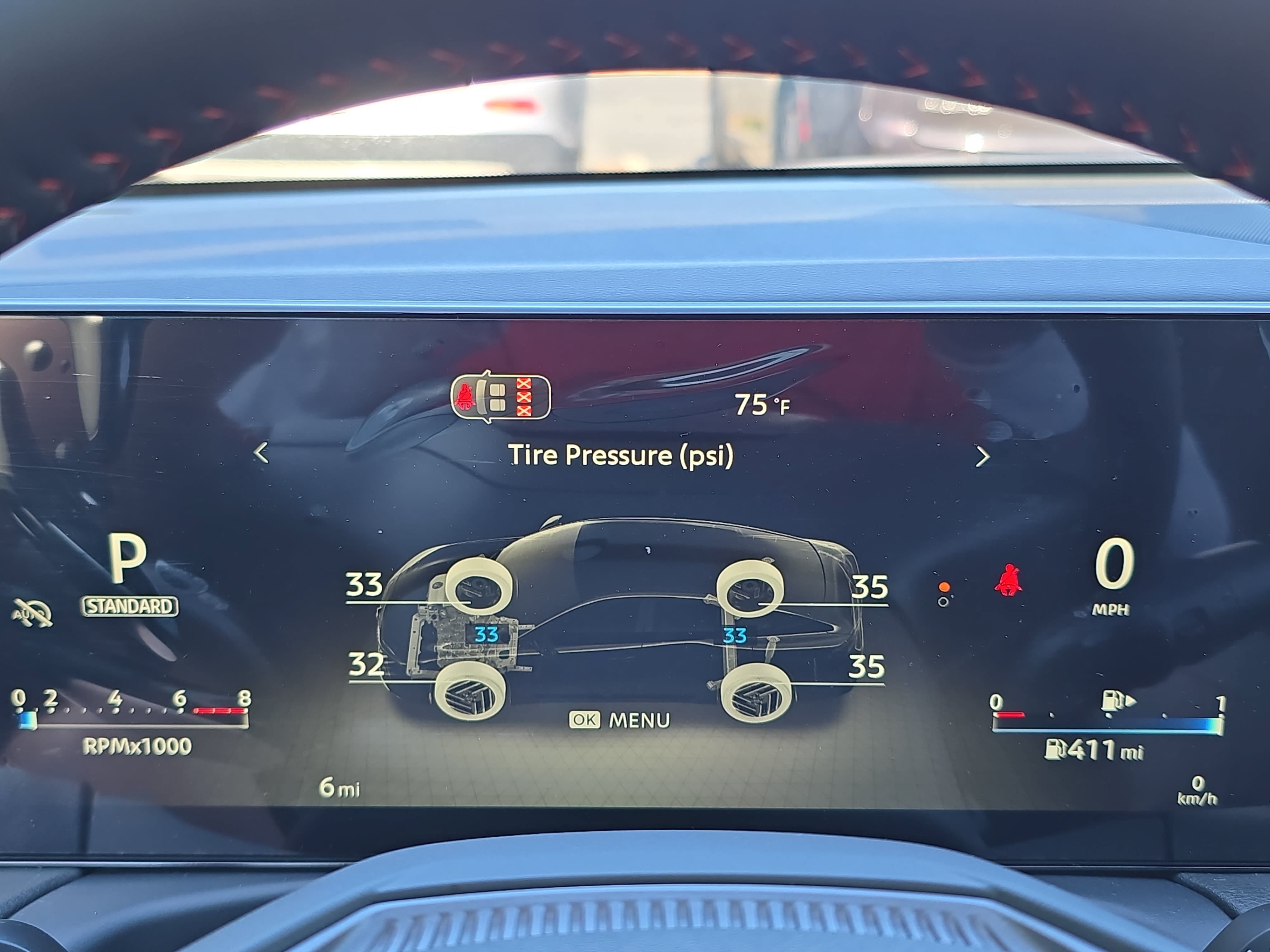 New 2026 Nissan Sentra SR w/ SR Premium Package FWD image 18