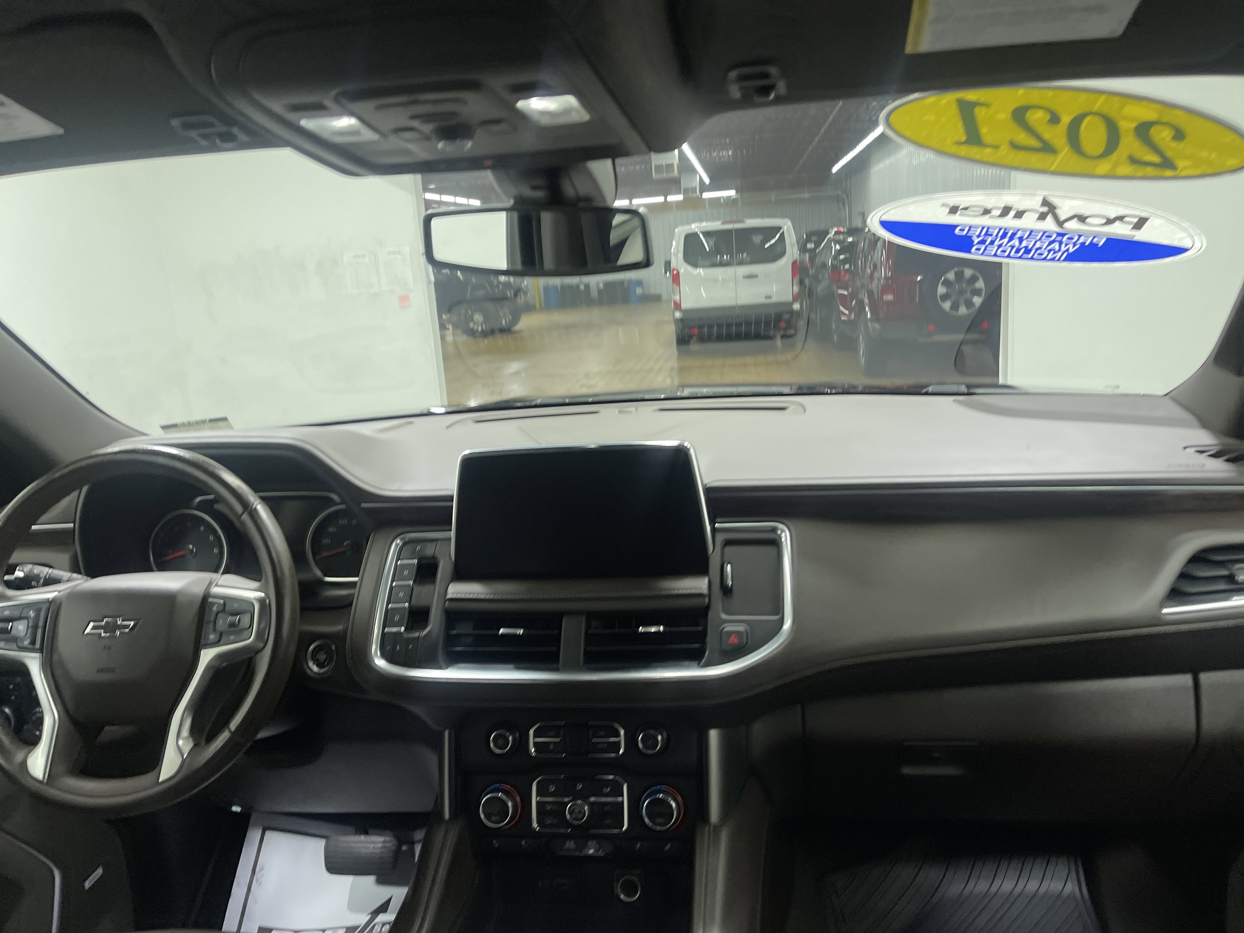 Used 2021 Chevrolet Suburban Z71 w/ Z71 Off-Road Package AWD/4WD image 23