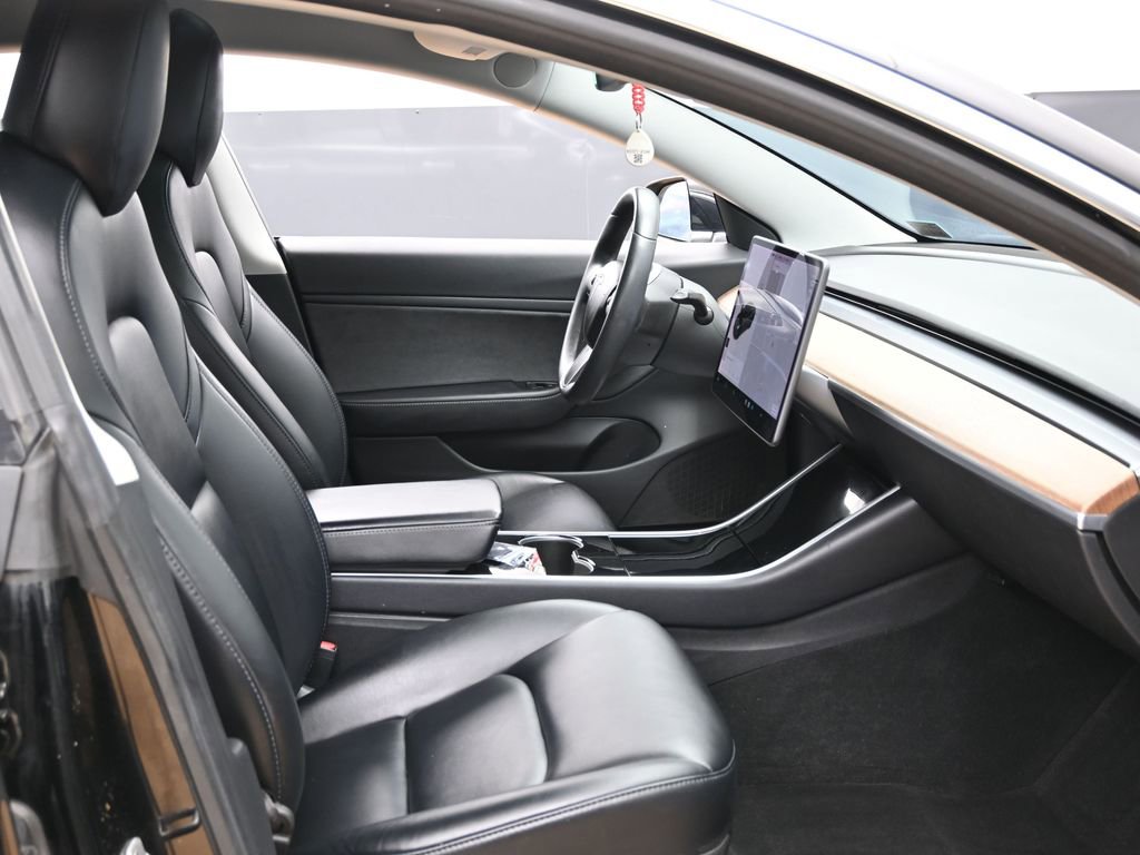 Used 2018 Tesla Model 3 Long Range image 38