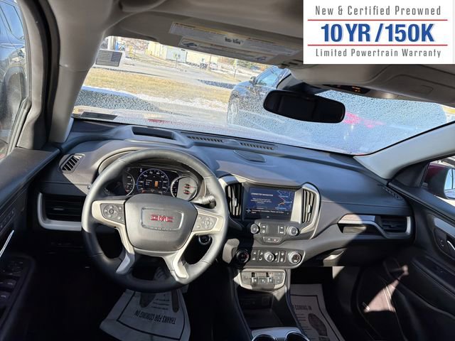 Used 2023 GMC Terrain Denali w/ Denali Premium Package image 15