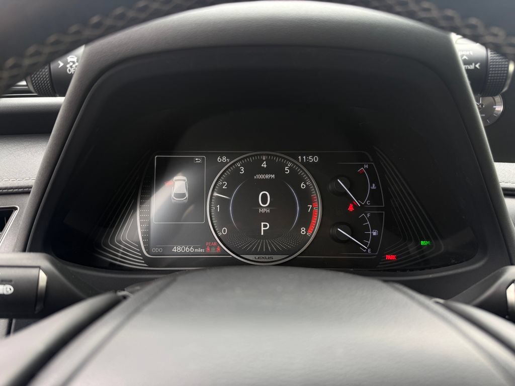Used 2020 Lexus UX 200 w/ Premium Package FWD image 27
