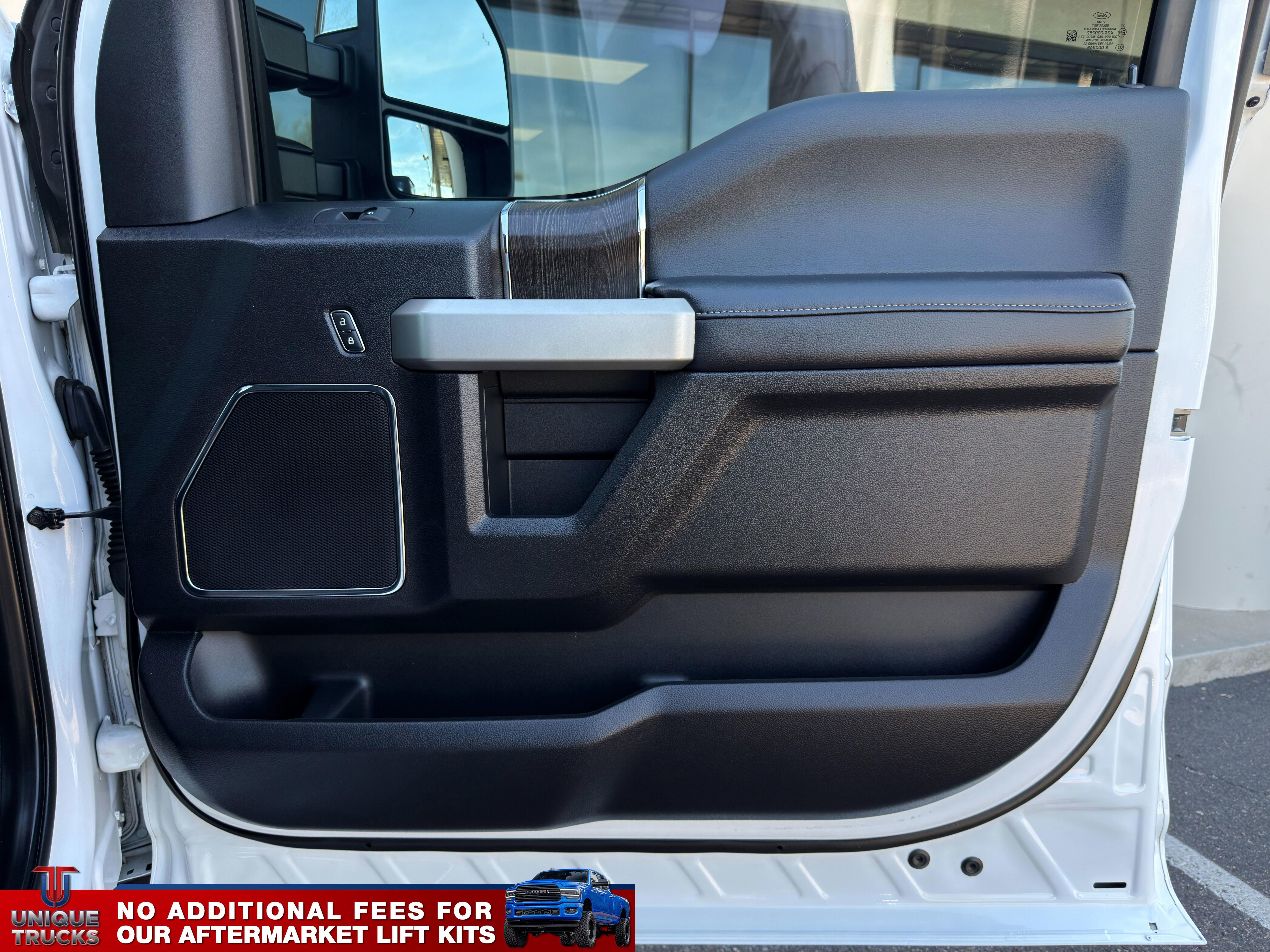 Used 2021 Ford F450 Lariat w/ Lariat Ultimate Package AWD/4WD image 28