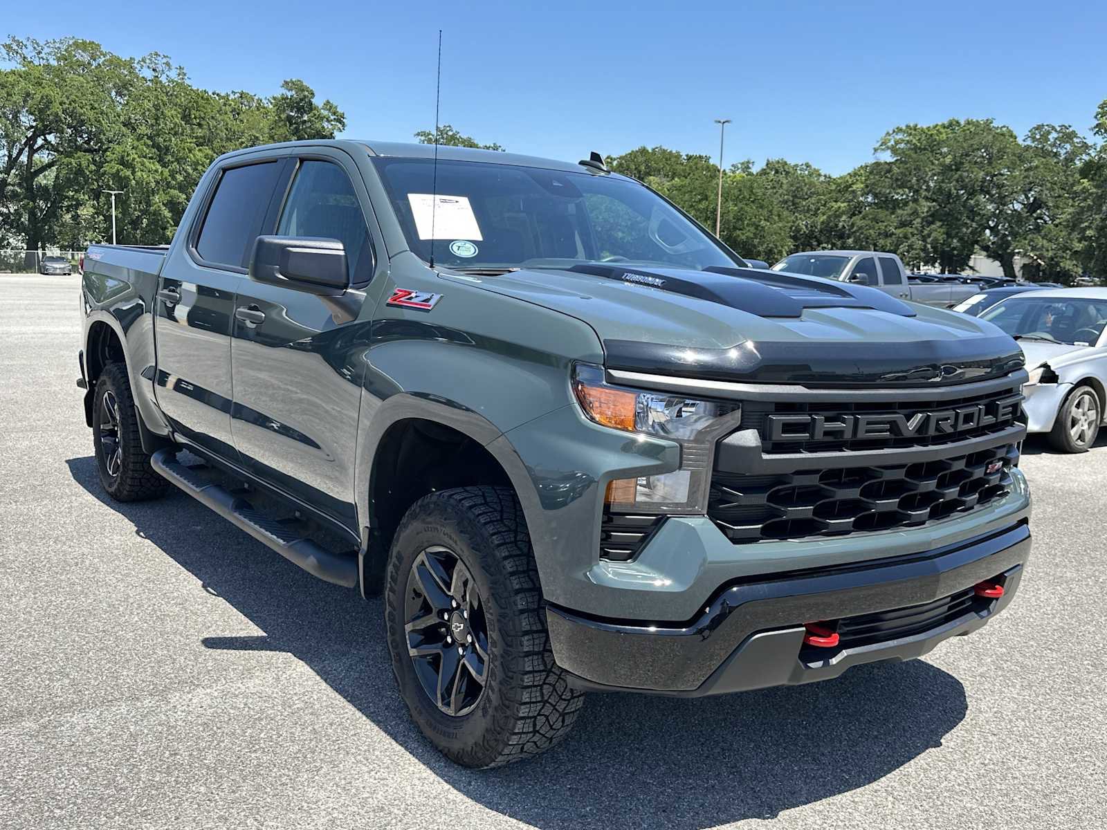 Used 2025 Chevrolet Silverado 1500 Custom Trail Boss AWD/4WD image 4