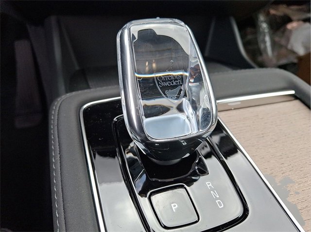 New 2026 Volvo XC90 B6 Plus w/ Protection Package Premier image 8