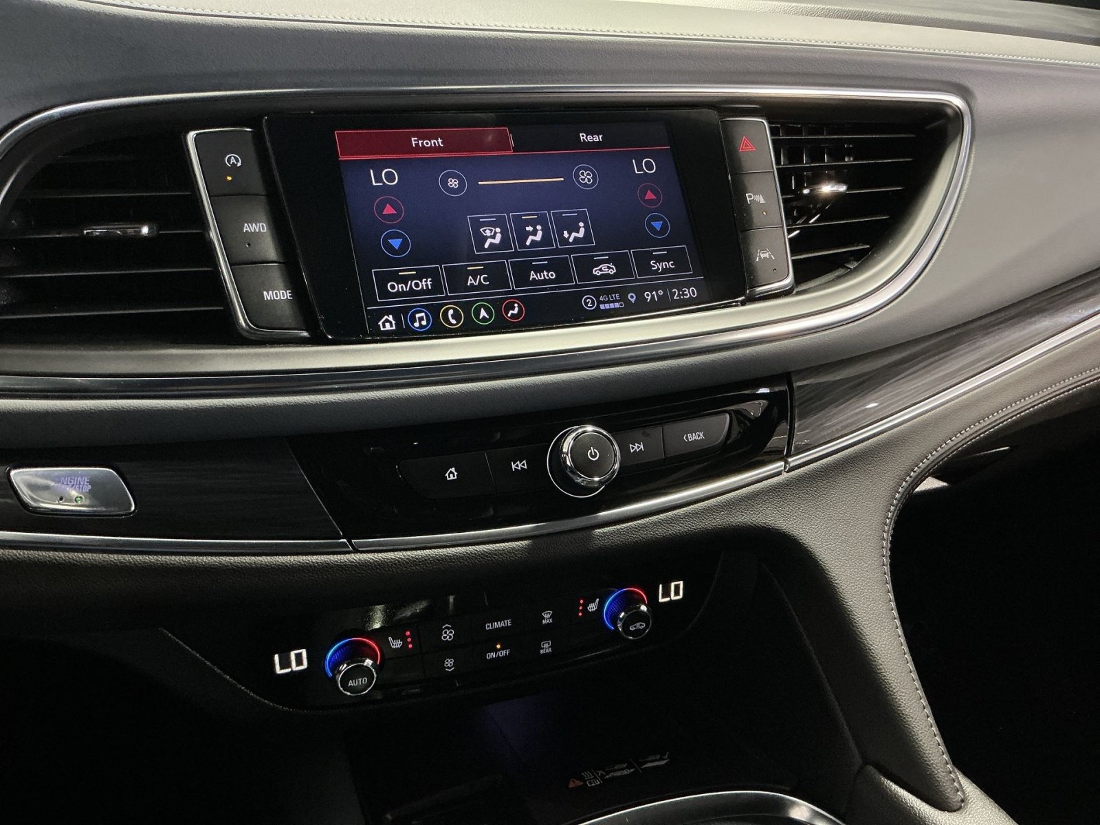 Used 2024 Buick Enclave Essence w/ Experience Buick Package AWD/4WD image 22