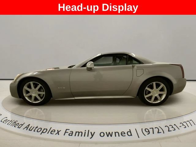 Used 2005 Cadillac XLR RWD image 2