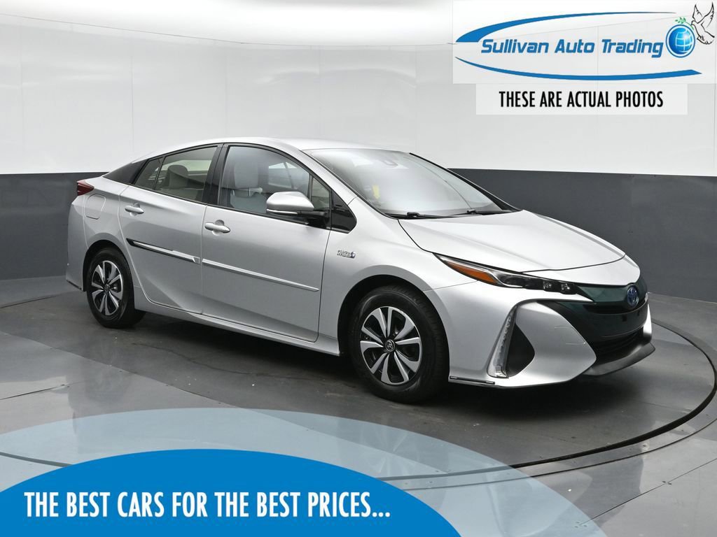 Used 2017 Toyota Prius Prime Premium FWD image 1
