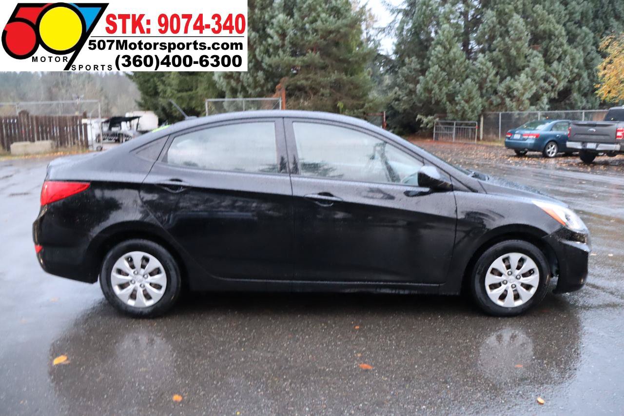 Used 2016 Hyundai Accent SE FWD image 10