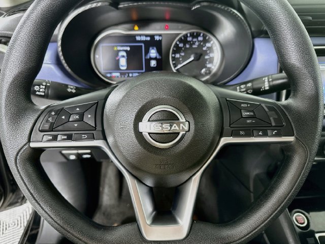 Used 2024 Nissan Versa SV FWD image 17
