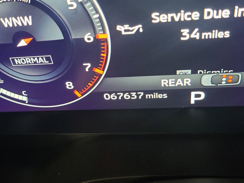 Used 2023 Mitsubishi Outlander SE image 23