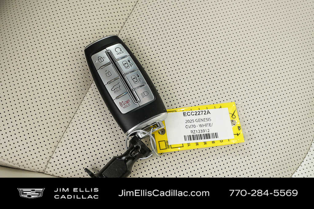Used 2025 Genesis Electrified GV70 Advanced AWD/4WD image 39