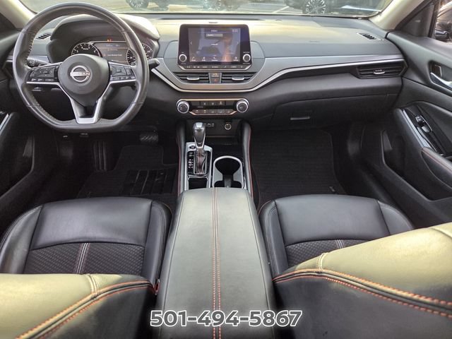 Used 2024 Nissan Altima 2.5 SR FWD image 12