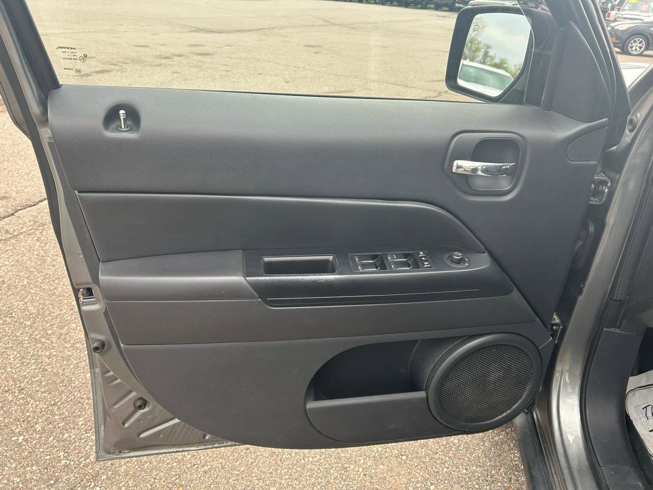 Used 2012 Jeep Patriot Sport image 14