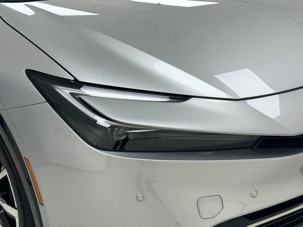 Used 2024 Toyota Prius Prime Premium image 33