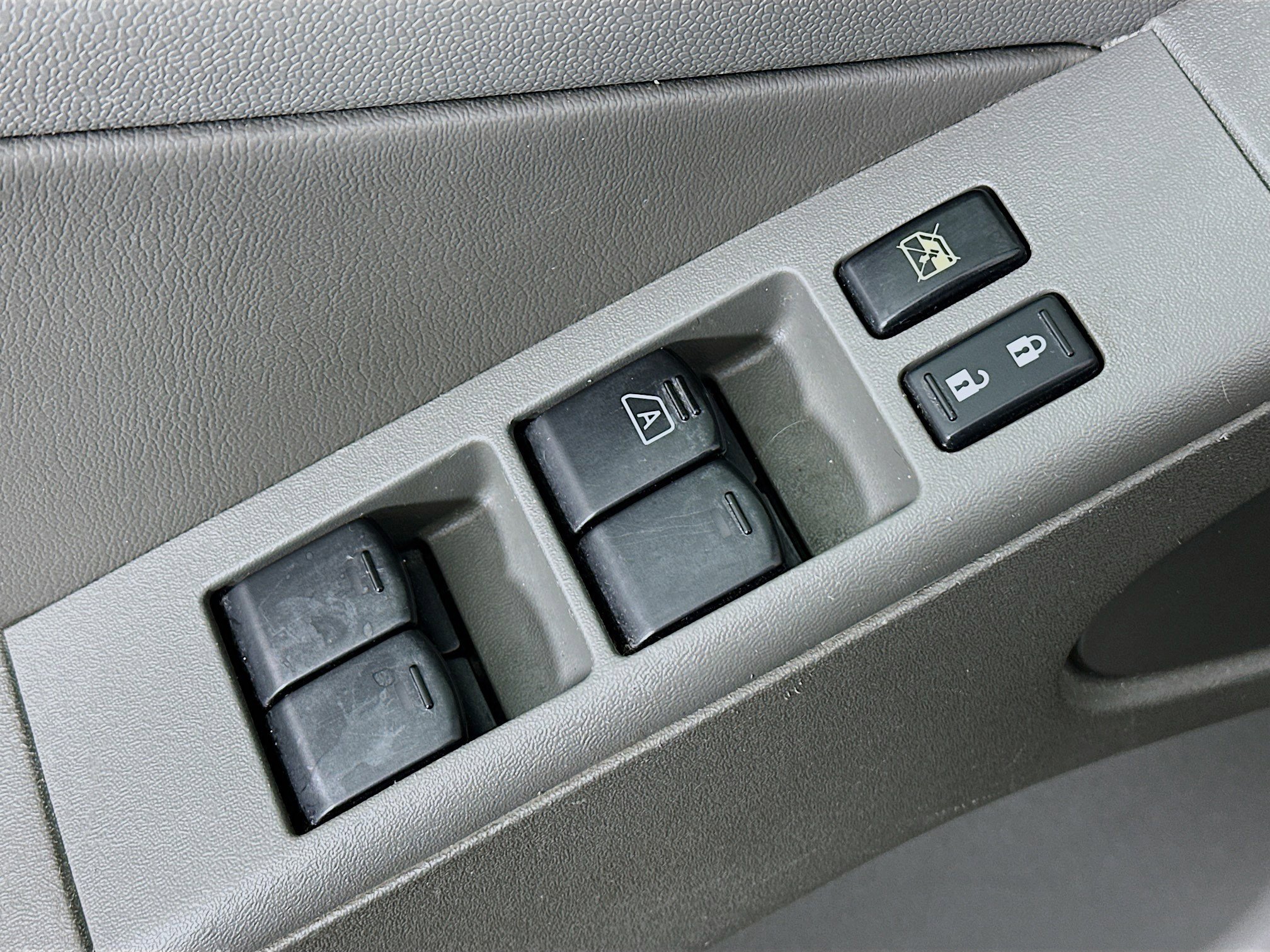 Used 2019 Nissan Frontier SL image 15