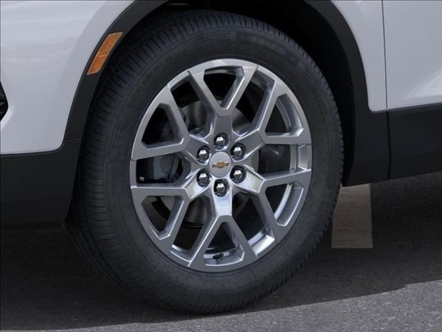 New 2025 Chevrolet Blazer LT w/ Convenience Package AWD/4WD image 9