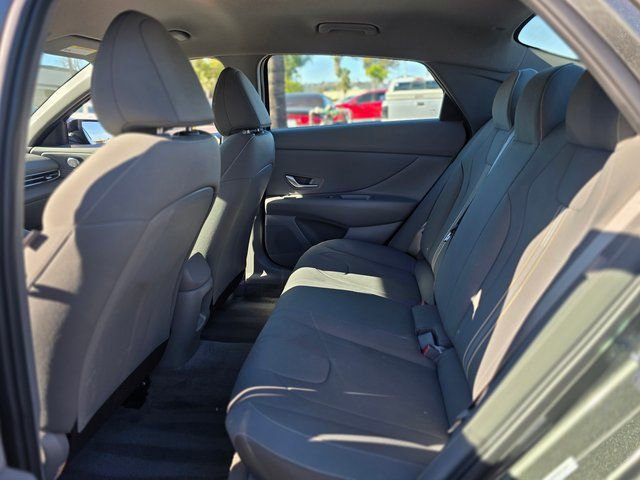 Certified 2025 Hyundai Elantra Sport image 13