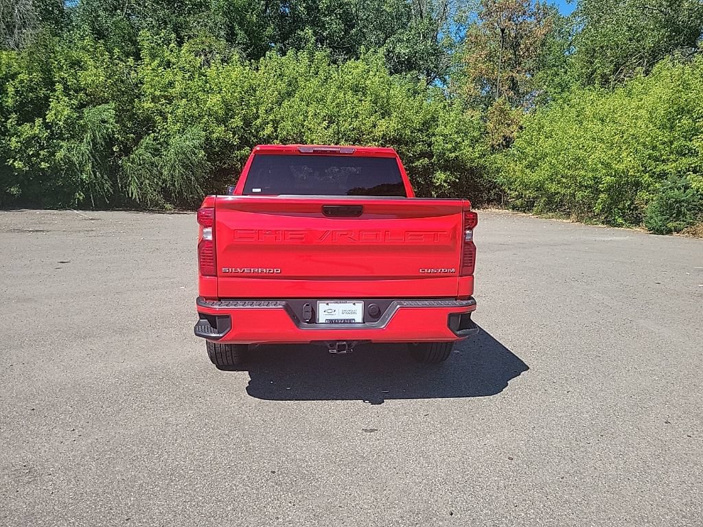 Used 2022 Chevrolet Silverado 1500 Custom AWD/4WD image 5