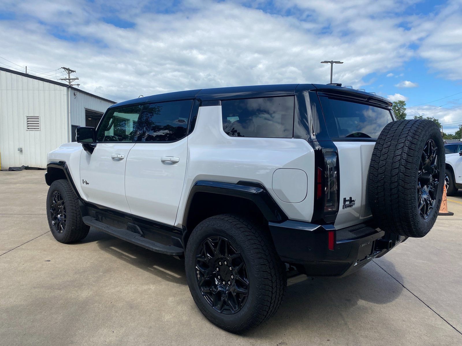 New 2026 GMC Hummer EV SUV image 32