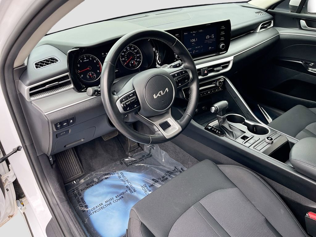 Certified 2022 Kia K5 LXS AWD/4WD image 16