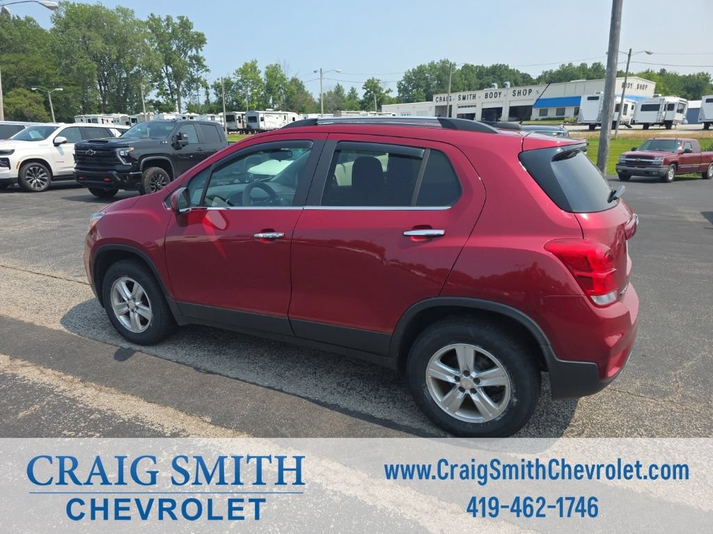 Used 2019 Chevrolet Trax LT w/ LT Convenience Package AWD/4WD image 3