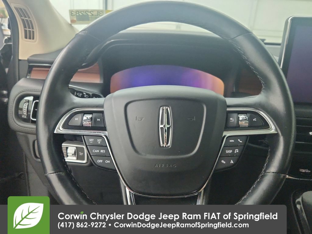 Used 2023 Lincoln Nautilus Reserve AWD/4WD image 21
