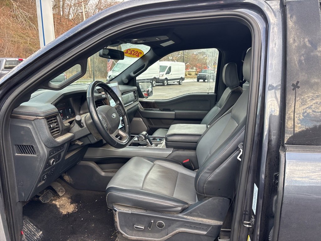 Used 2022 Ford F150 Lightning Lariat w/ Max Trailer Tow Package image 10