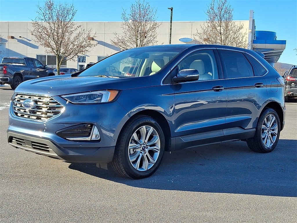 Used 2019 Ford Edge Titanium w/ Equipment Group 301A image 6