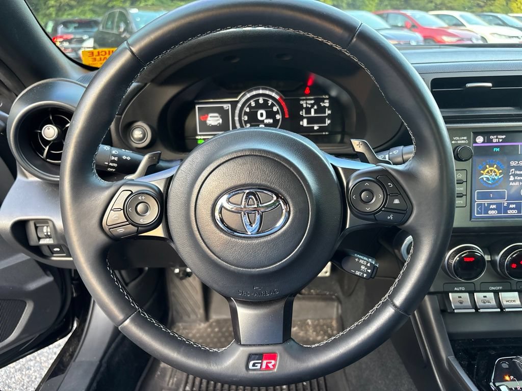 Used 2023 Toyota GR86 Premium RWD image 11