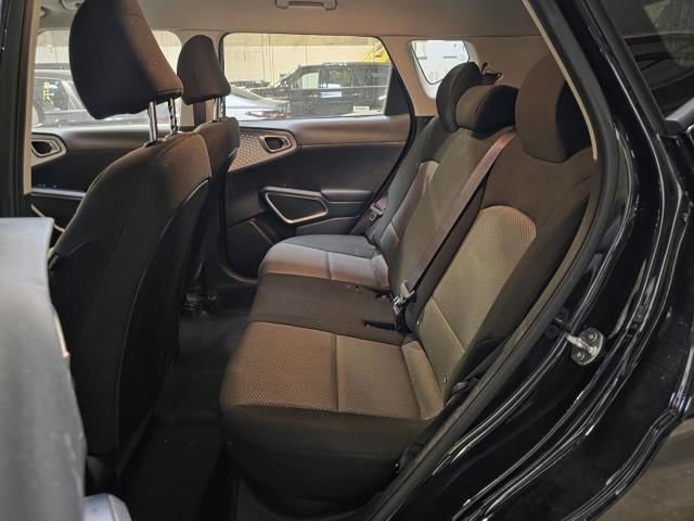 Used 2024 Kia Soul LX w/ Option Group 015 image 3