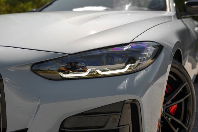 Used 2023 BMW M440i Convertible w/ Premium Package RWD image 4