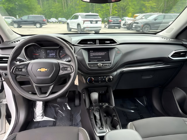 Used 2021 Chevrolet TrailBlazer LS AWD/4WD image 20