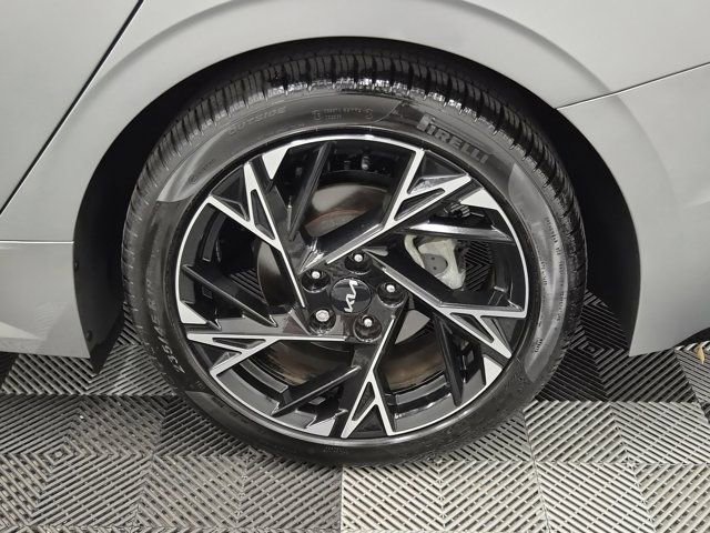 Used 2025 Kia K5 GT-Line image 10