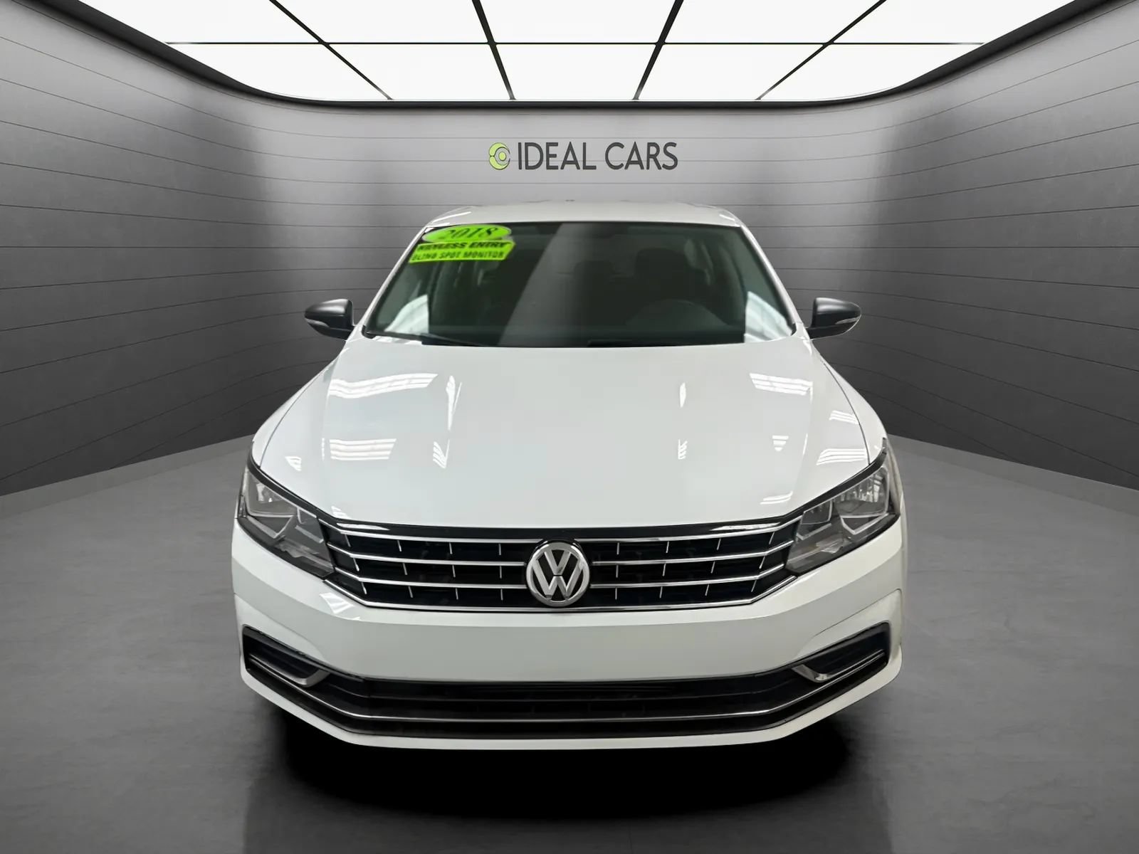 Used 2018 Volkswagen Passat 2.0T S w/ Driver Assistance Package FWD image 2
