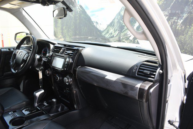 Certified 2019 Toyota 4Runner TRD Off-Road Premium AWD/4WD image 25