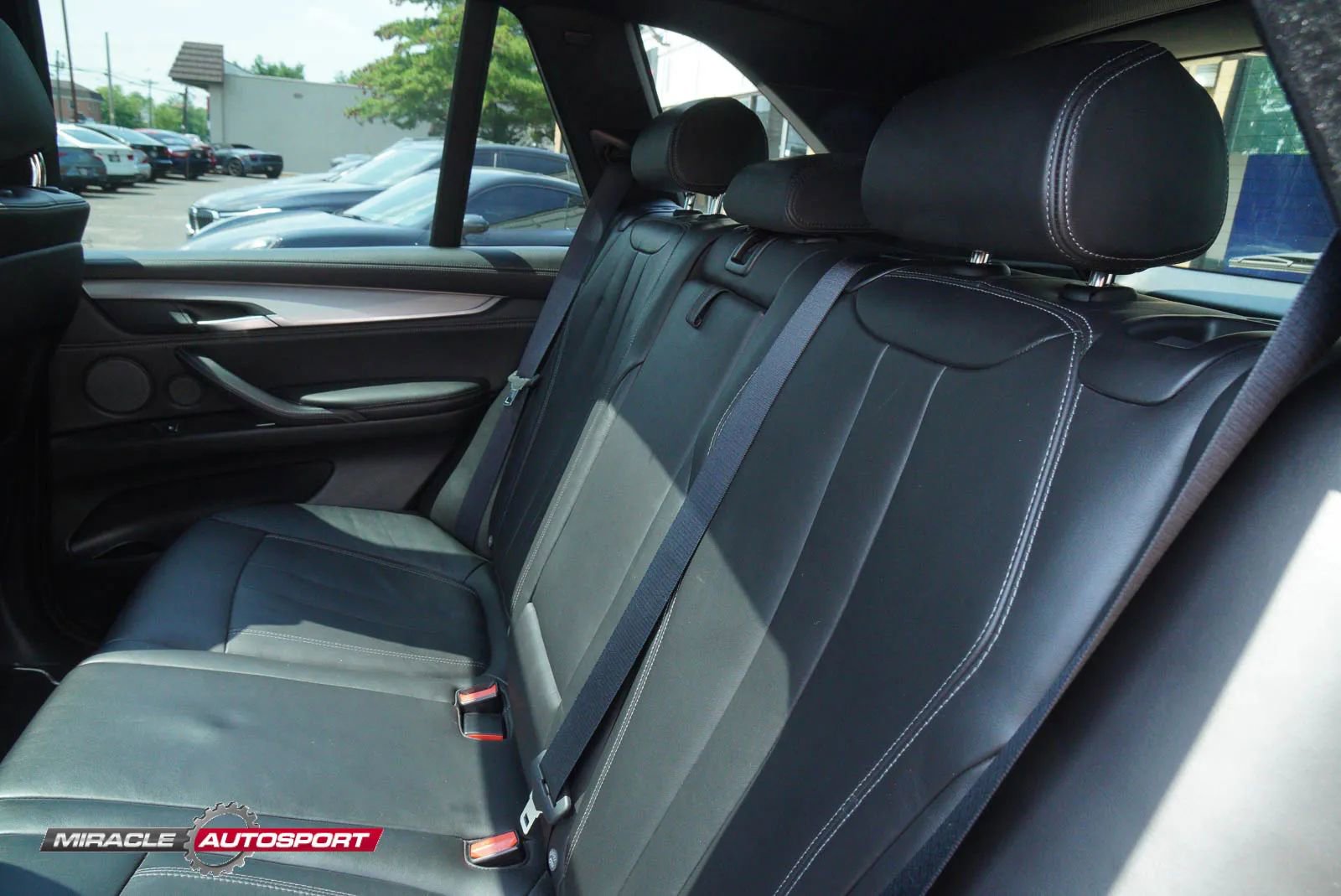 Used 2016 BMW X5 M image 25