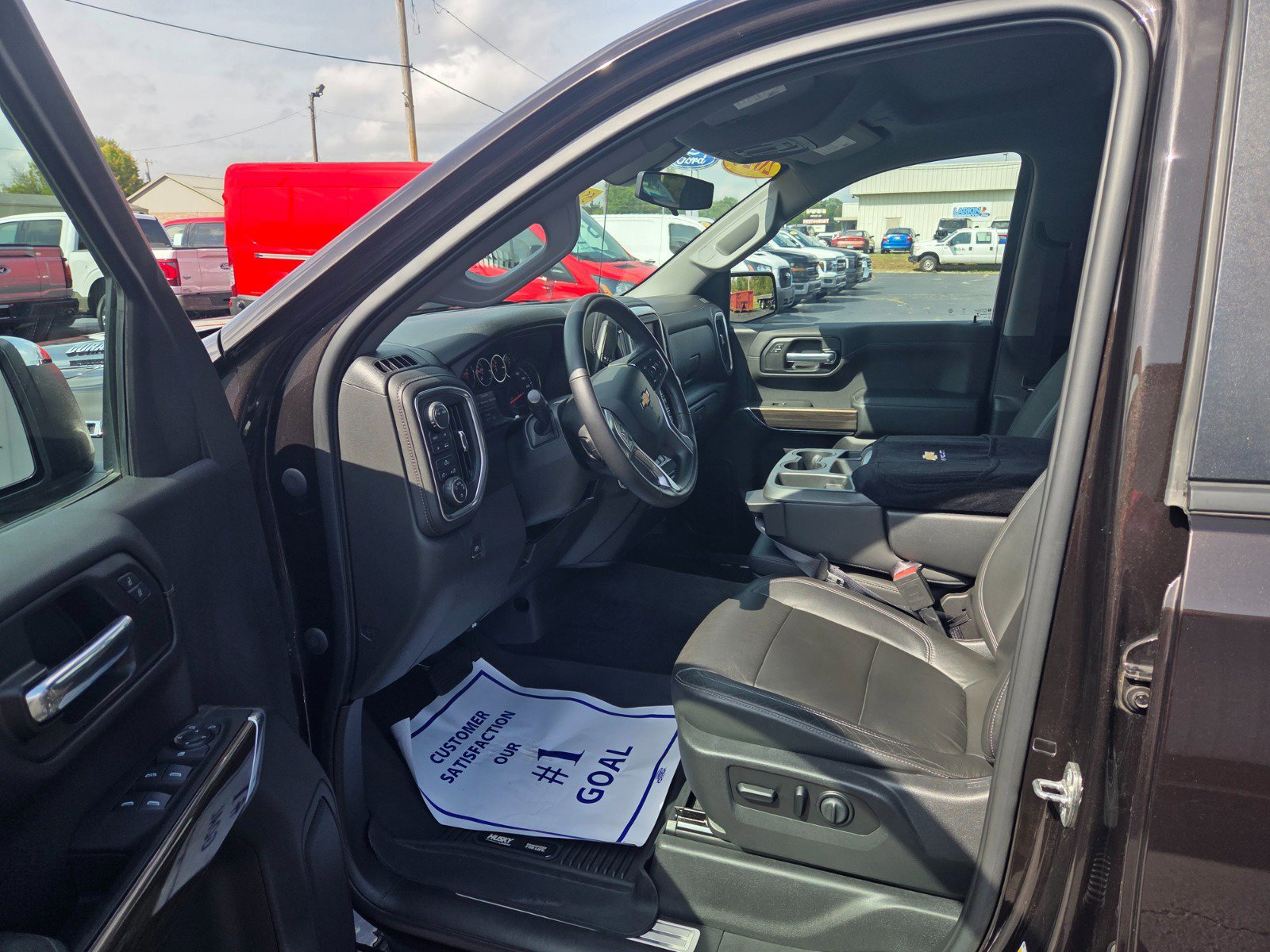 Used 2020 Chevrolet Silverado 1500 LT w/ All-Star Edition image 9