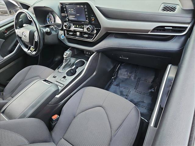 Used 2020 Toyota Highlander LE AWD/4WD image 22