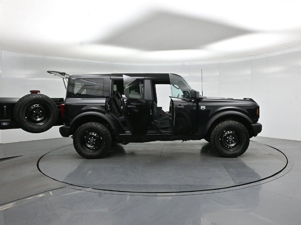 New 2026 Ford Bronco Big Bend AWD/4WD image 3