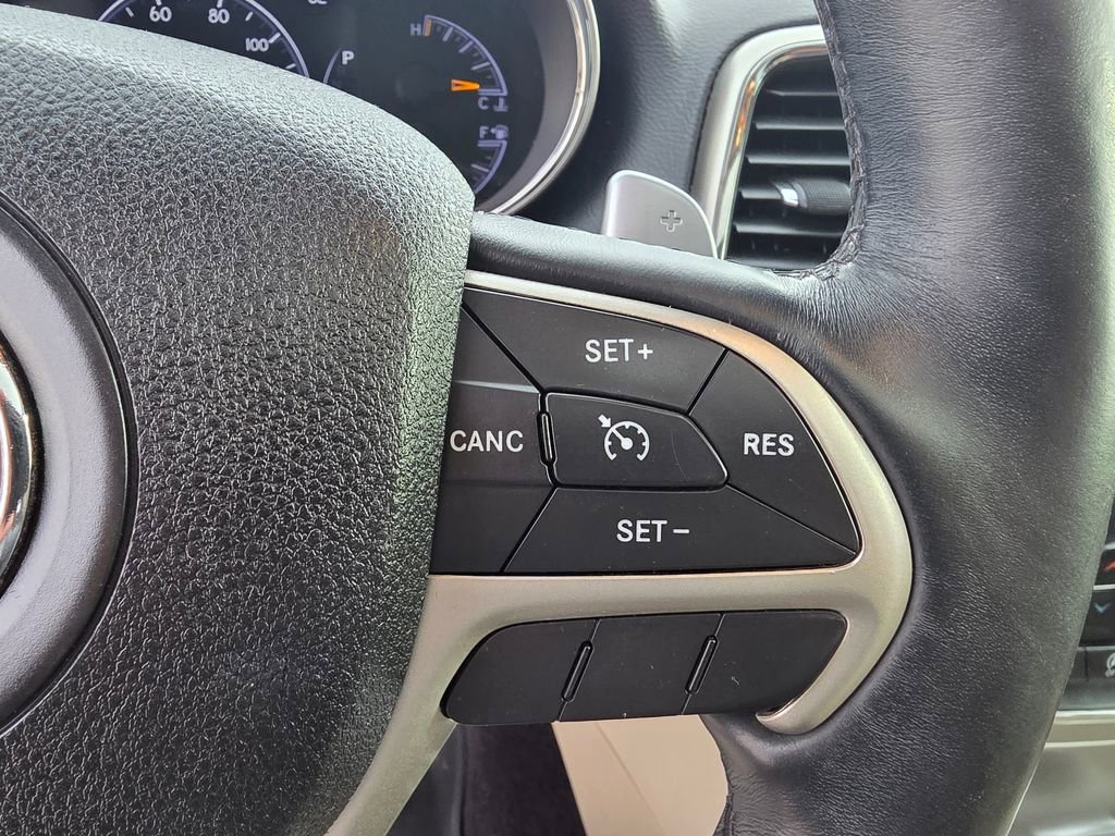 Used 2017 Jeep Grand Cherokee Limited w/ Trailer Tow Group IV image 18