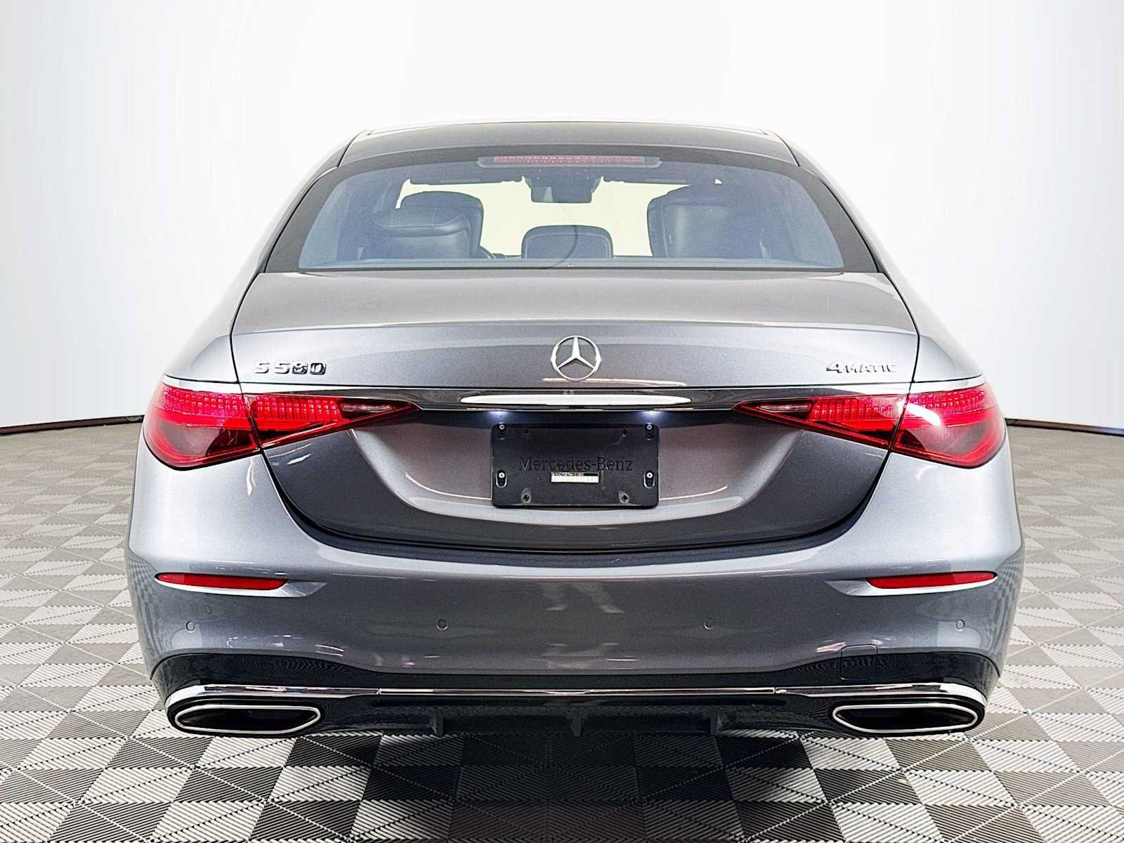 Used 2022 Mercedes-Benz S 580 4MATIC Sedan image 6