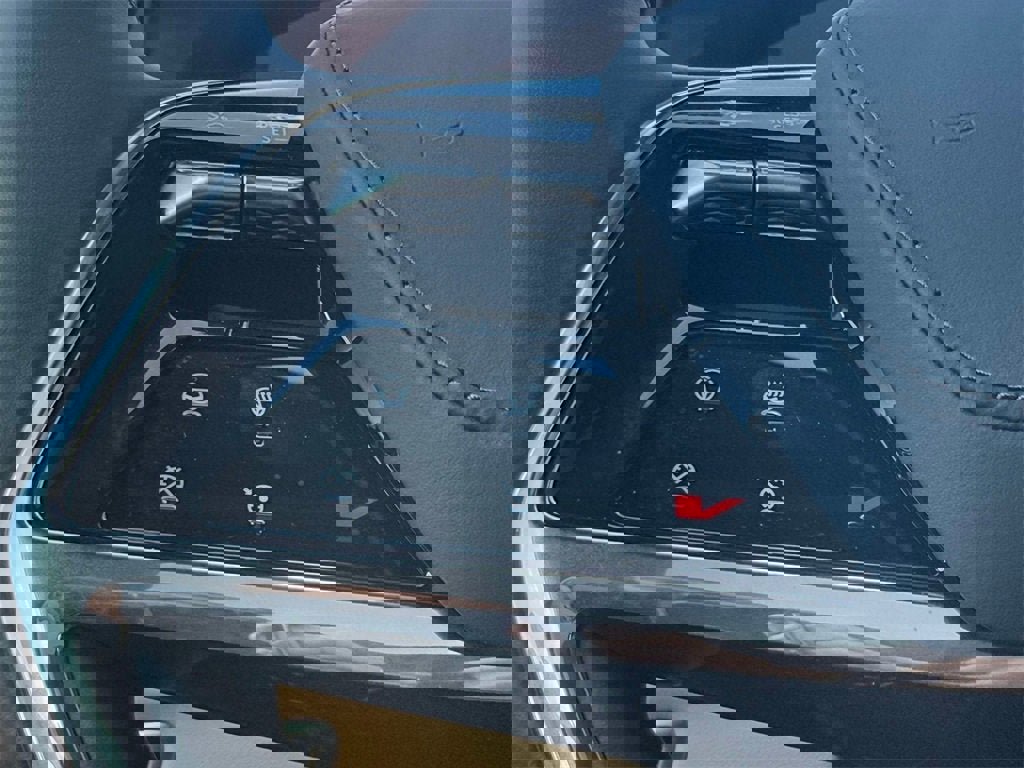 New 2025 Cadillac Escalade IQ Sport 2 w/ LPO, ONYX Package image 18