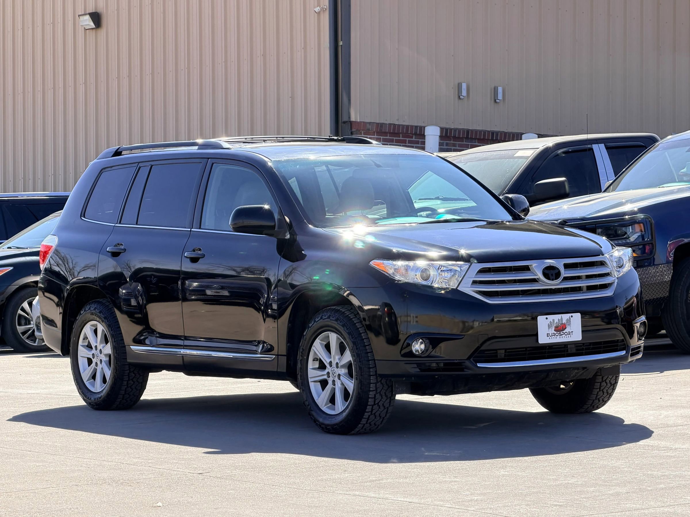 Used 2013 Toyota Highlander SE image 4