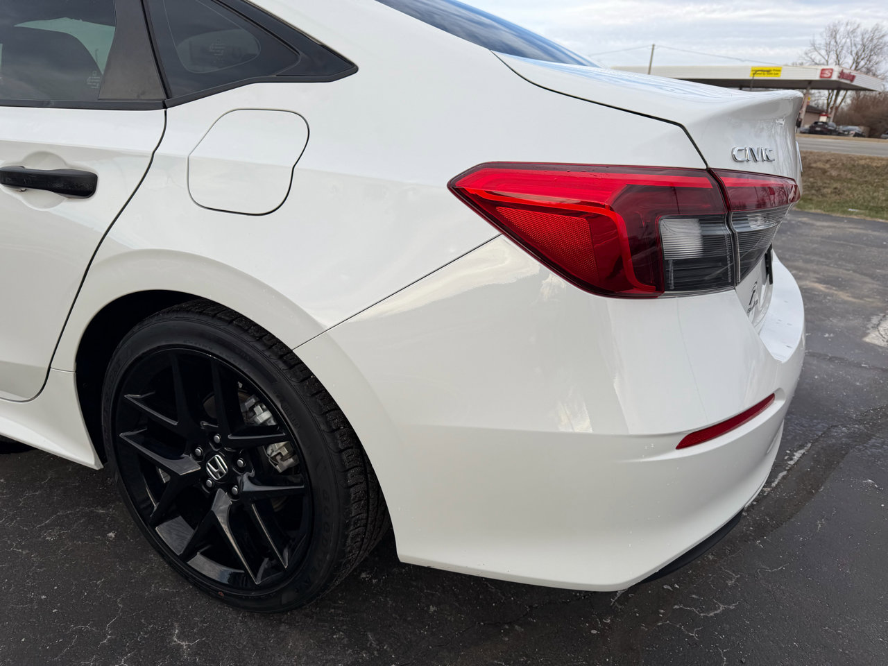 Used 2023 Honda Civic Sport image 30