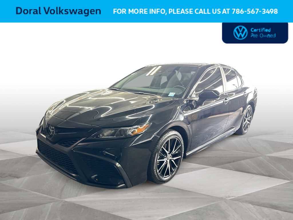 Used 2024 Toyota Camry SE