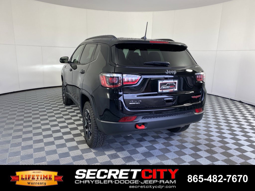 New 2026 Jeep Compass Trailhawk AWD/4WD image 6